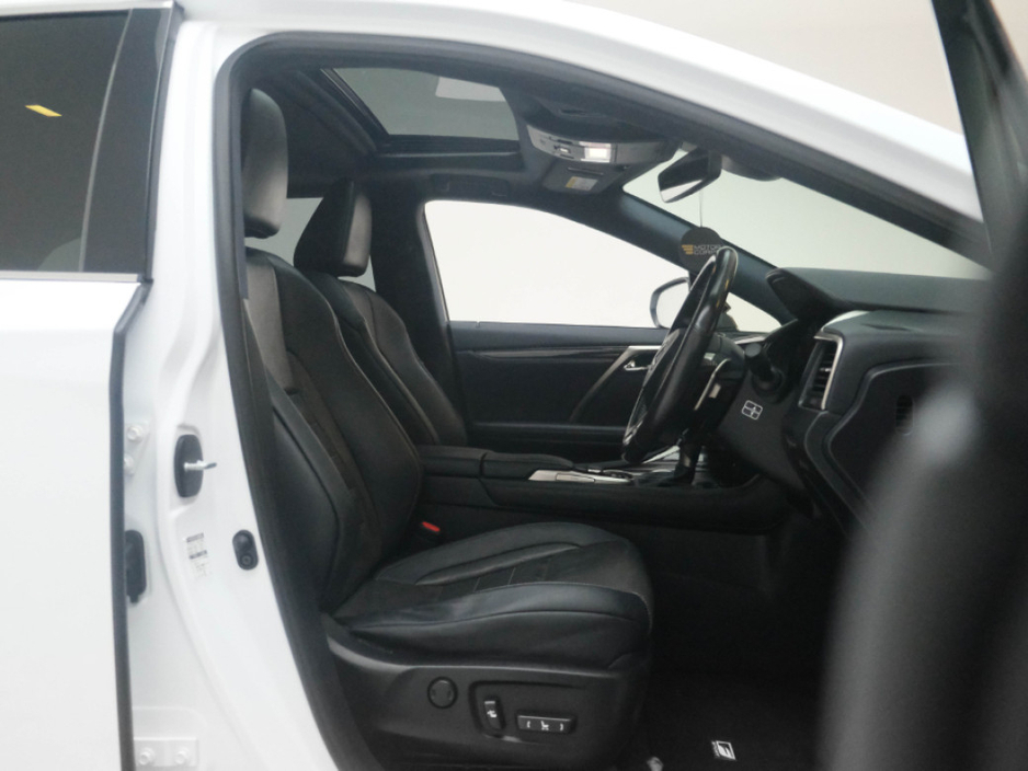 2017 Lexus RX 450 h  €37,990