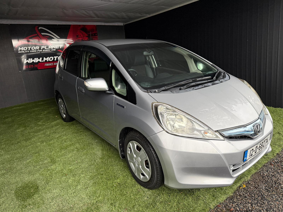 2012 Honda Fit - image 2