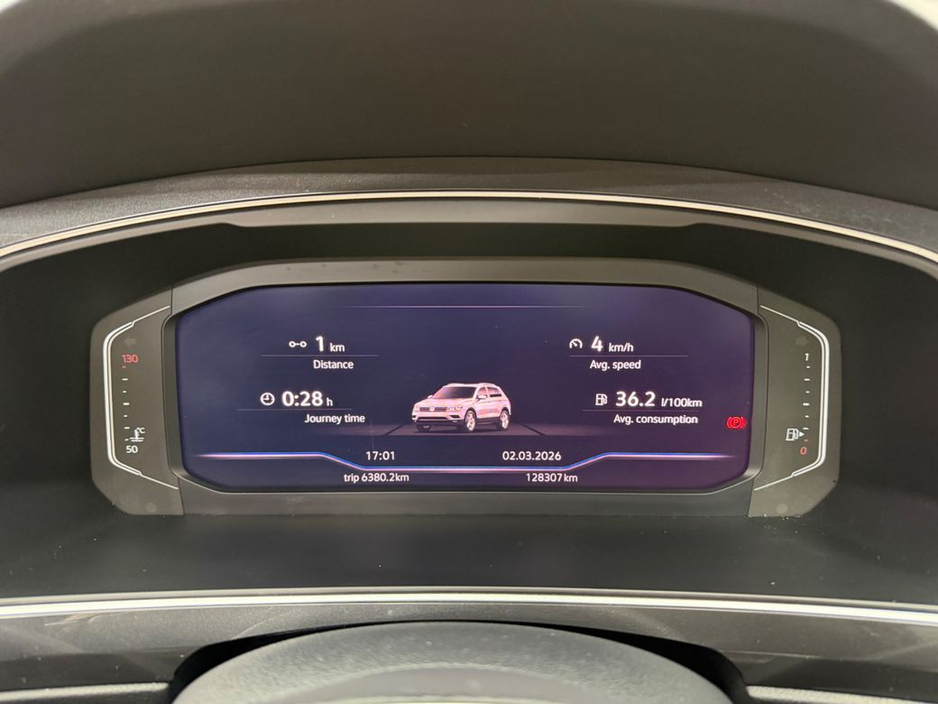 2019 Volkswagen Tiguan - image 25