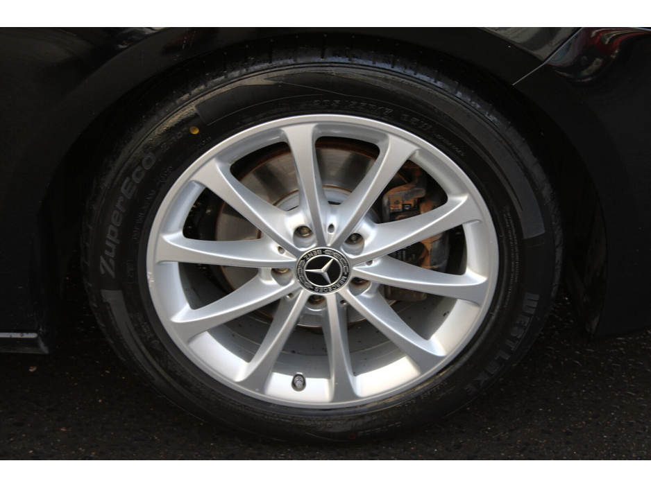 2020 Mercedes-Benz A Class - image 10