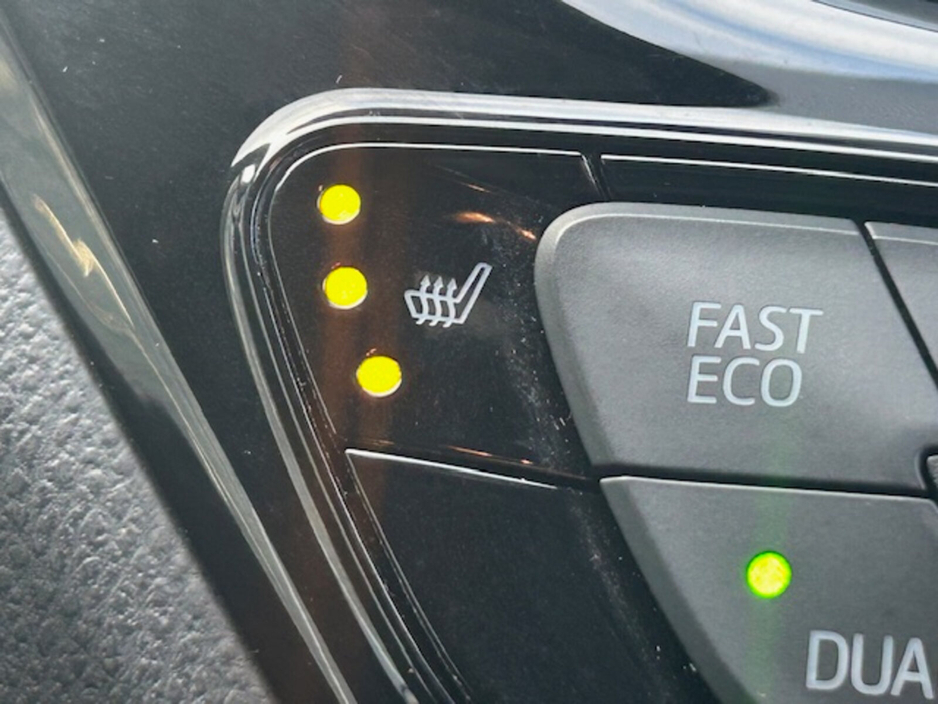 2023 Toyota C-HR 1.8 HYBRID SOL €24,945