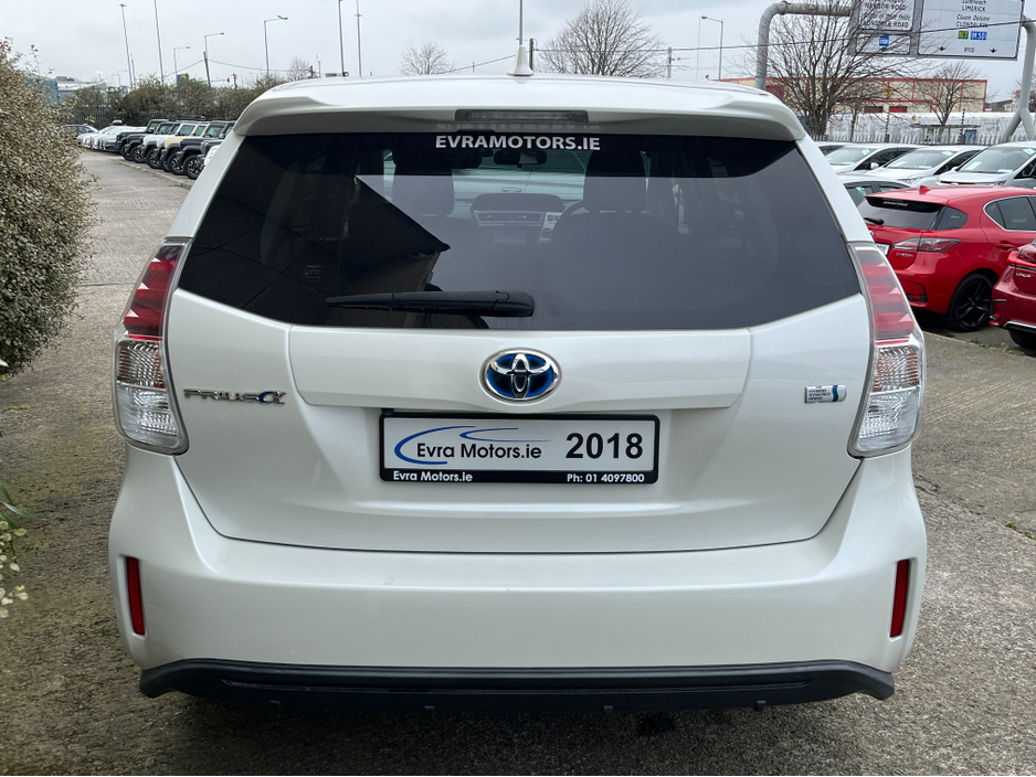 2018 Toyota Prius+ - image 7