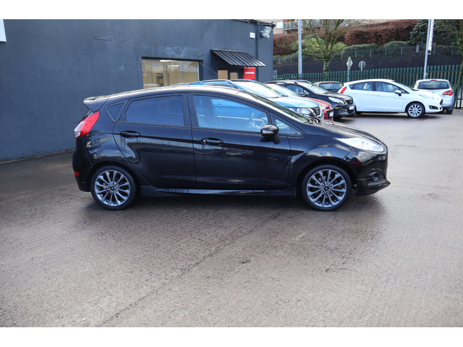 2017 Ford Fiesta ST-LINE Low Mileage New Timing Belt €11,995