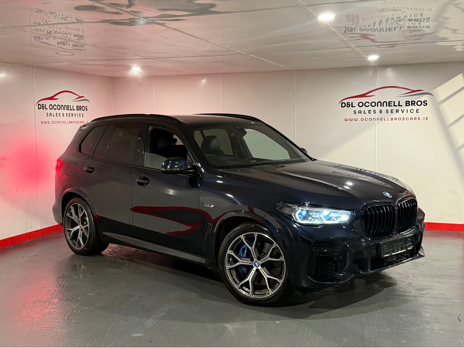 2022 BMW X5 - image 11