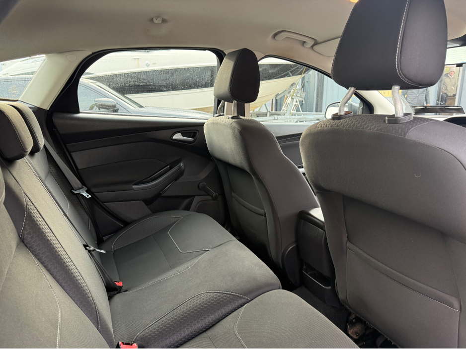 2015 Ford Focus ZETEC 1.6 TDCI 95PS 4DR