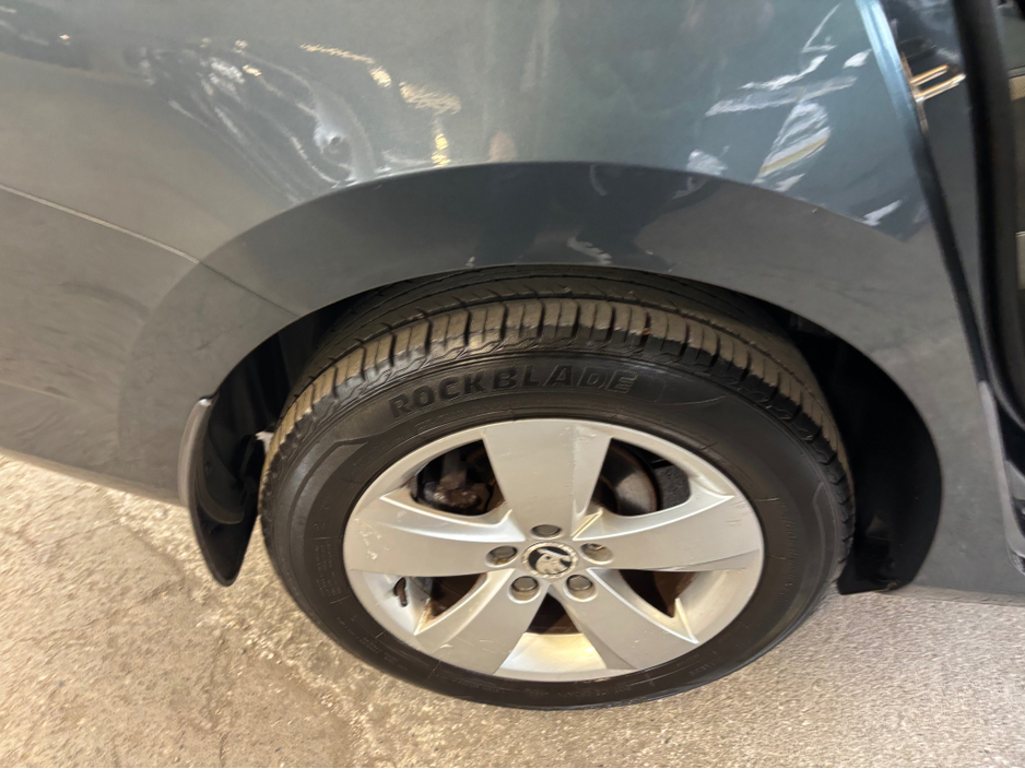 2017 Skoda Fabia - image 11