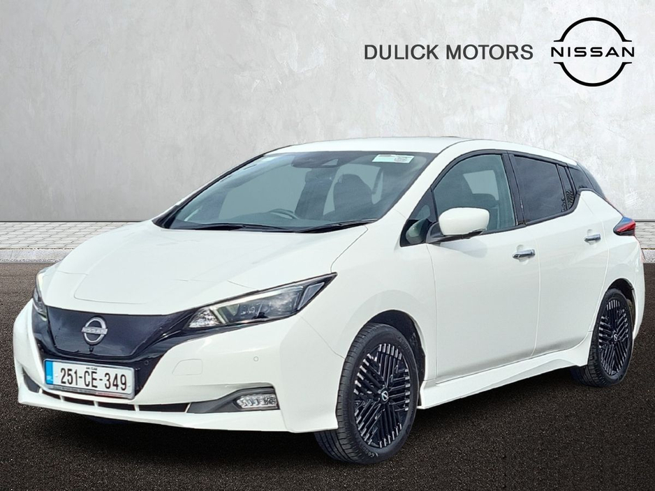 2025 Nissan Leaf - image 7