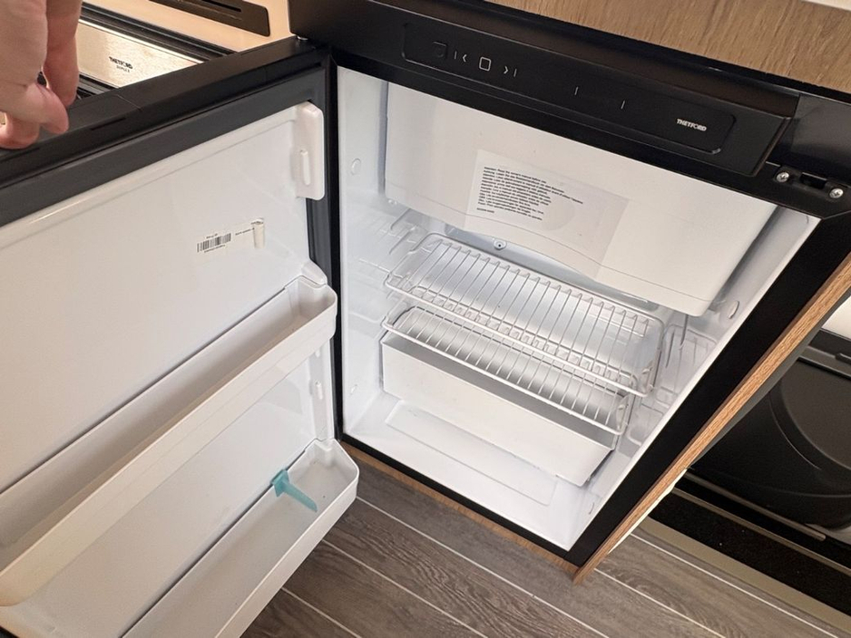 2024 Ford Transit - image 24