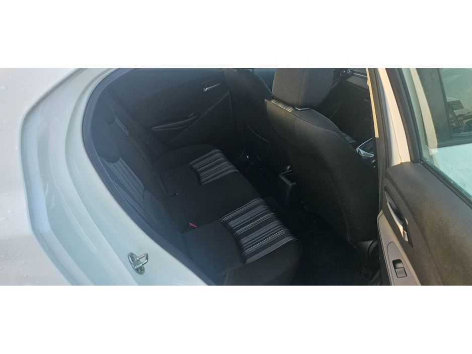 2020 Mazda Mazda2 - image 27