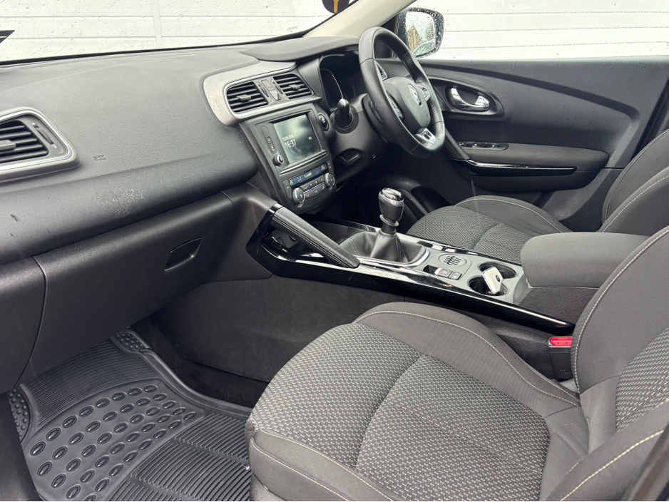 2016 Renault Kadjar - image 6