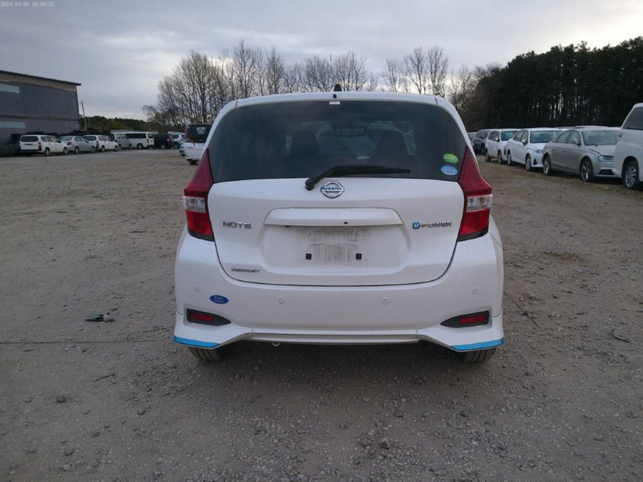 2018 Nissan Note - image 5