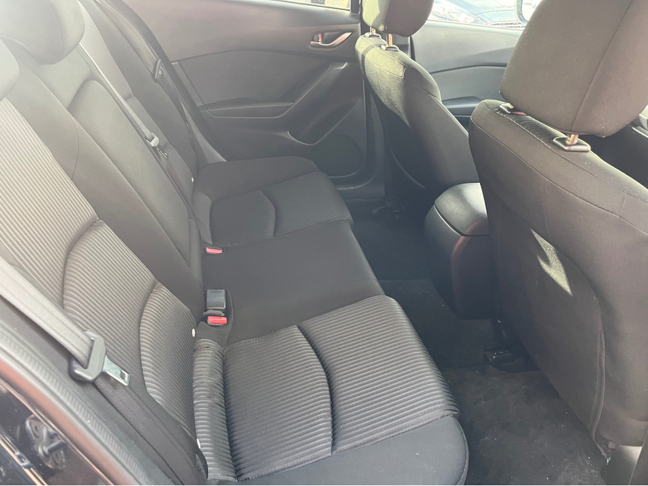 2016 Mazda Mazda3 1.5 SKYACTIV-D SE-L NAV 5DR €8,500