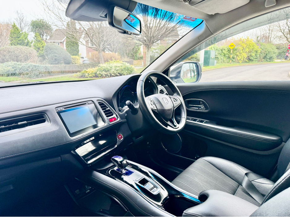 2015 Honda Vezel 1.5l HYBRID!!!AUTO!!ONLY 68K MLS !! €13,900