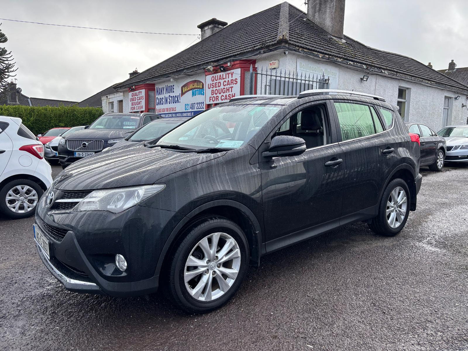 2014 Toyota Rav4 - image 8