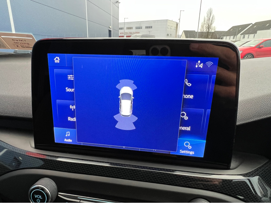 2020 Ford Focus - image 27