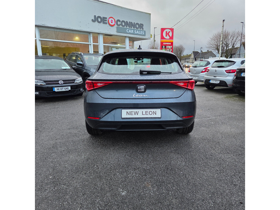 2025 SEAT Leon 1.5 TSI 115hp SE €28,995