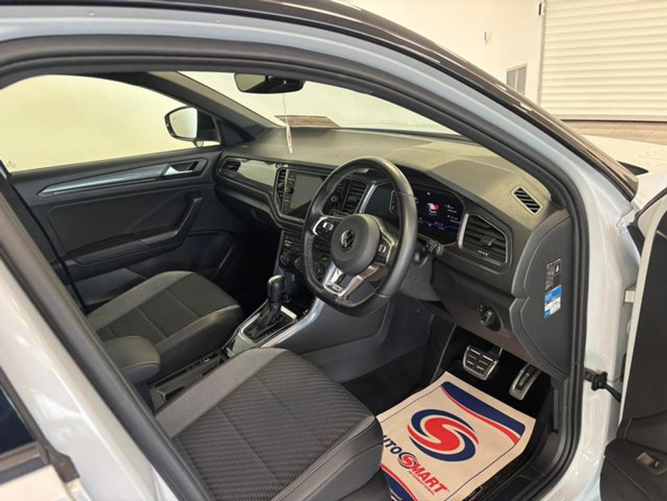 2020 Volkswagen T-Roc 2.0 TDI 150bhp R-Line DSG €23,995