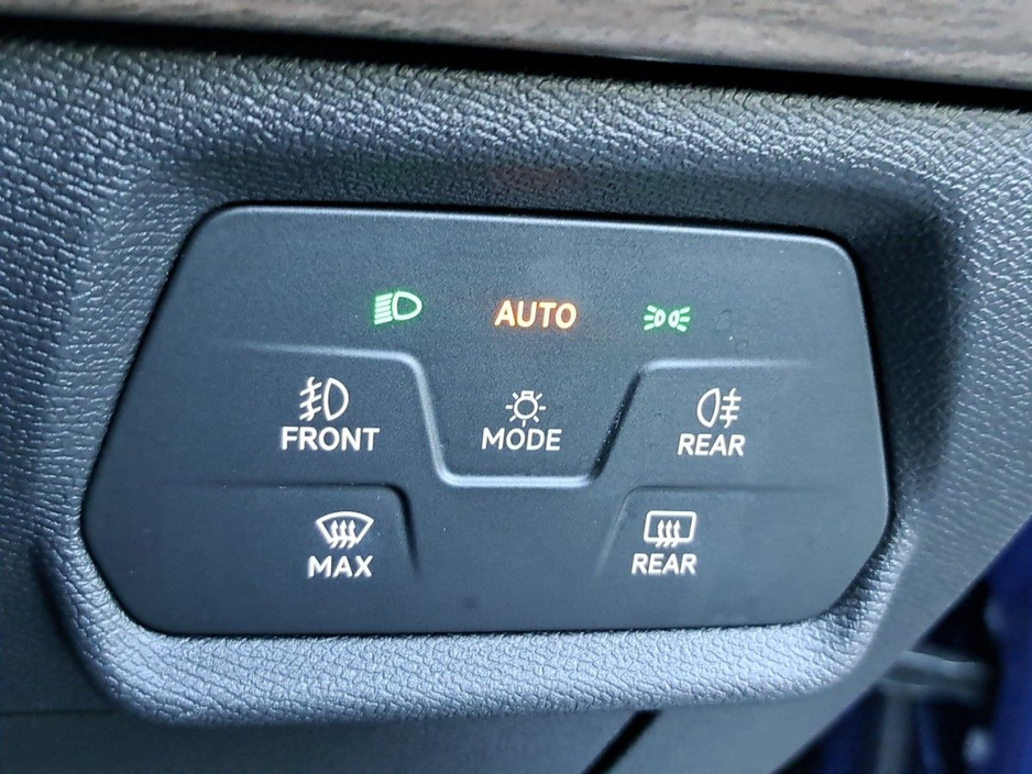 2021 SEAT Leon Xcellence Model 2.0 Diesel 115 Bhp. €22,950