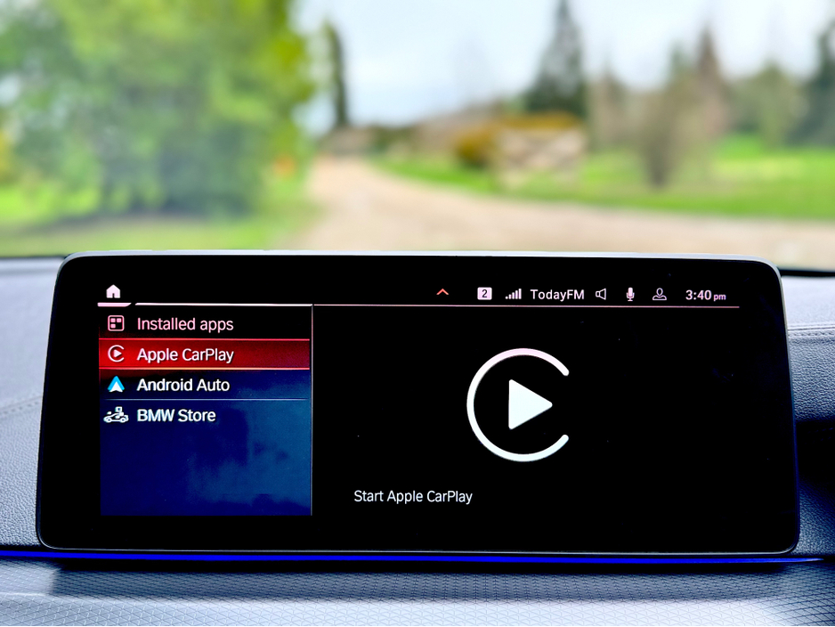 2021 BMW 5 Series - image 22