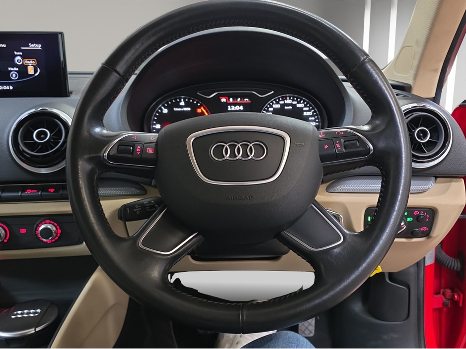 2015 Audi A3 - image 9