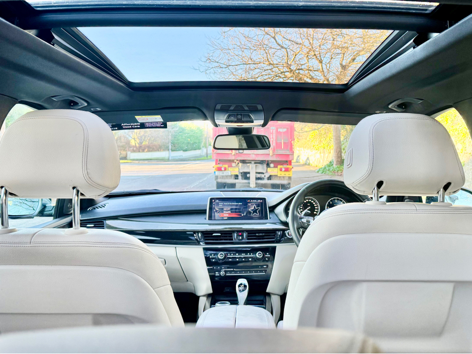 2017 BMW X5 XDRIVE25D!! M-SPORT!! PANROOF!! €29,900