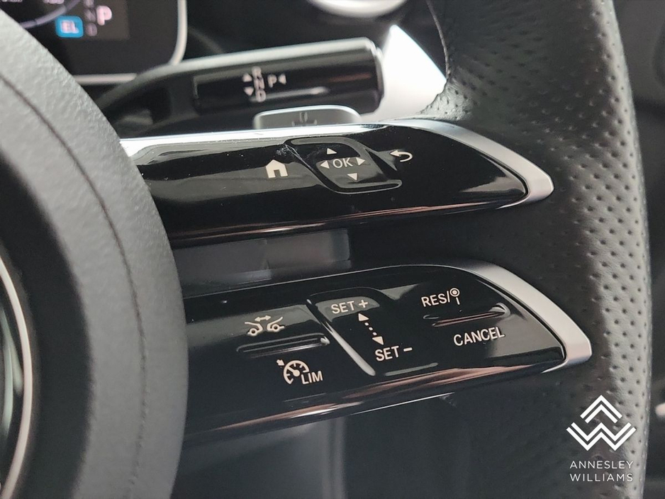 2025 Mercedes-Benz C Class - image 21