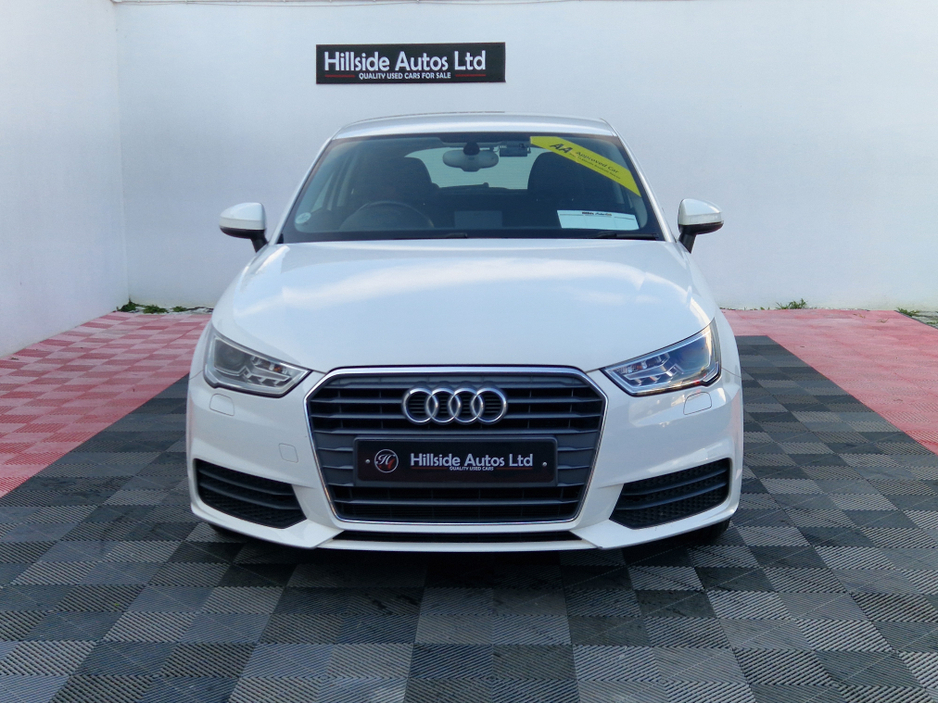 2015 Audi A1 - image 18