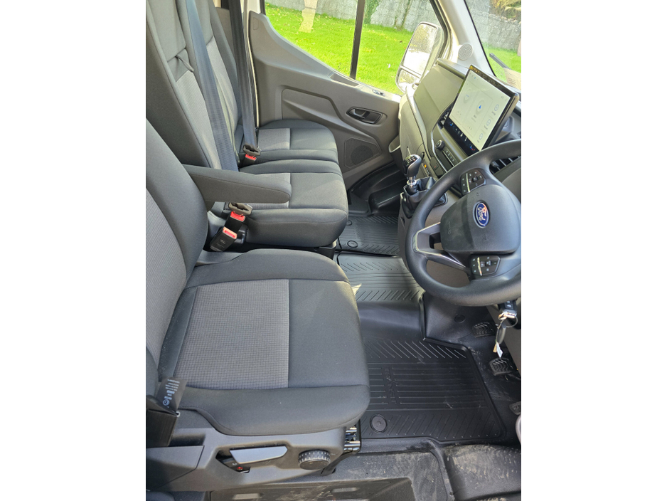 2026 Ford Transit - image 8