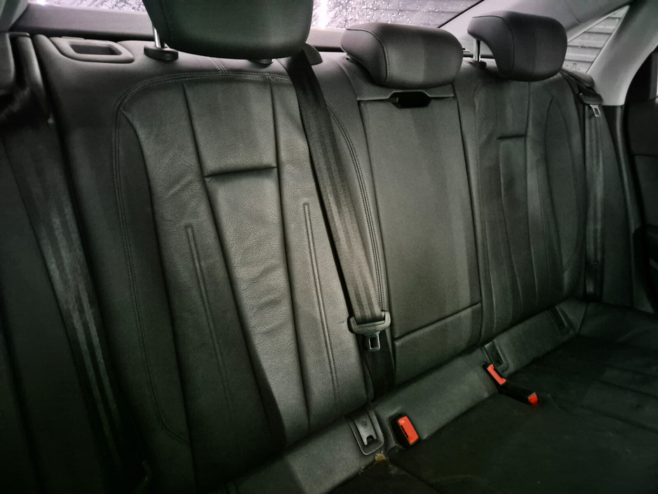 2019 Audi A4 - image 19