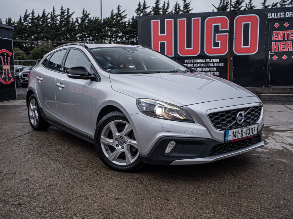 2014 Volvo V40 2014 Volvo V40 Cross Country Auto/New NCT/Warranty €10,888