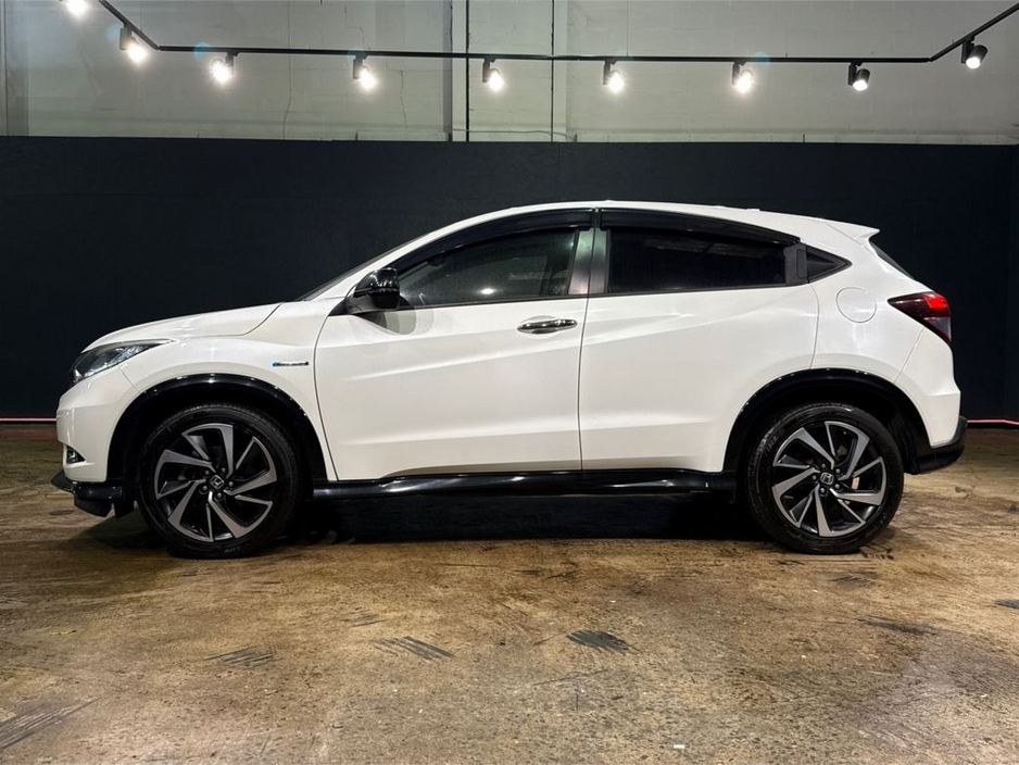 2017 Honda Vezel - image 6