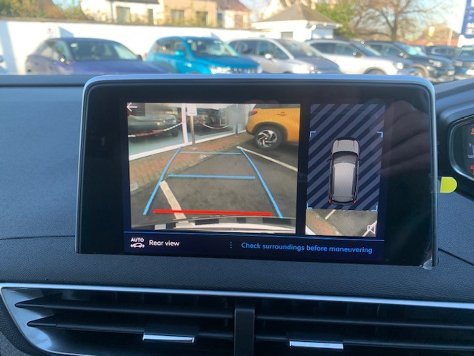 2019 Peugeot 3008 - image 15