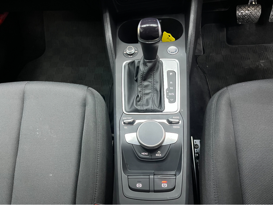 2023 Audi Q2 €33950 2023 AUDI Q2 35TFSI 1.5 AUTOMATIC / CRUISE CONTROL / REVERSE CAMERA / HEATED SEATS €33,950