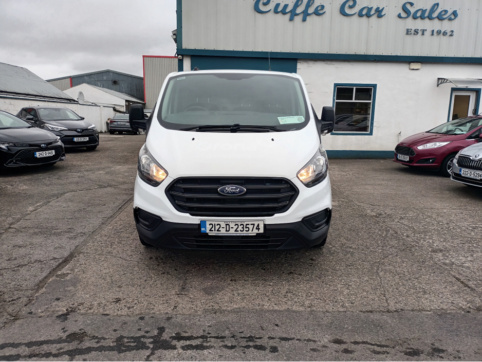 2021 Ford Transit Custom - image 3
