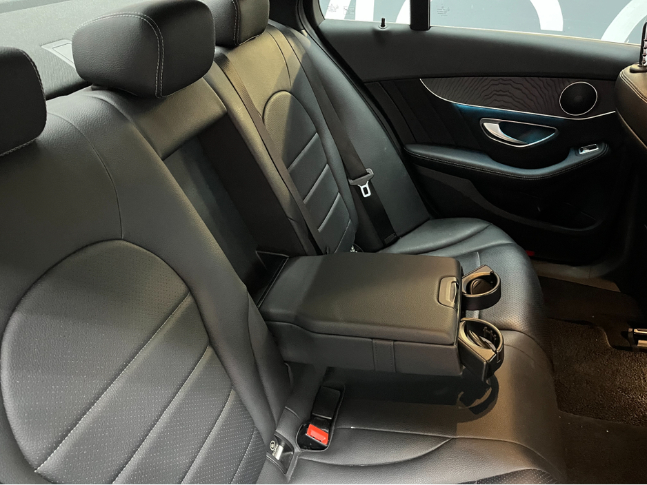 2018 Mercedes-Benz C Class - image 15