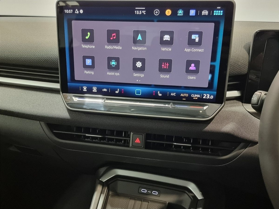 2026 Volkswagen T-Roc - image 16