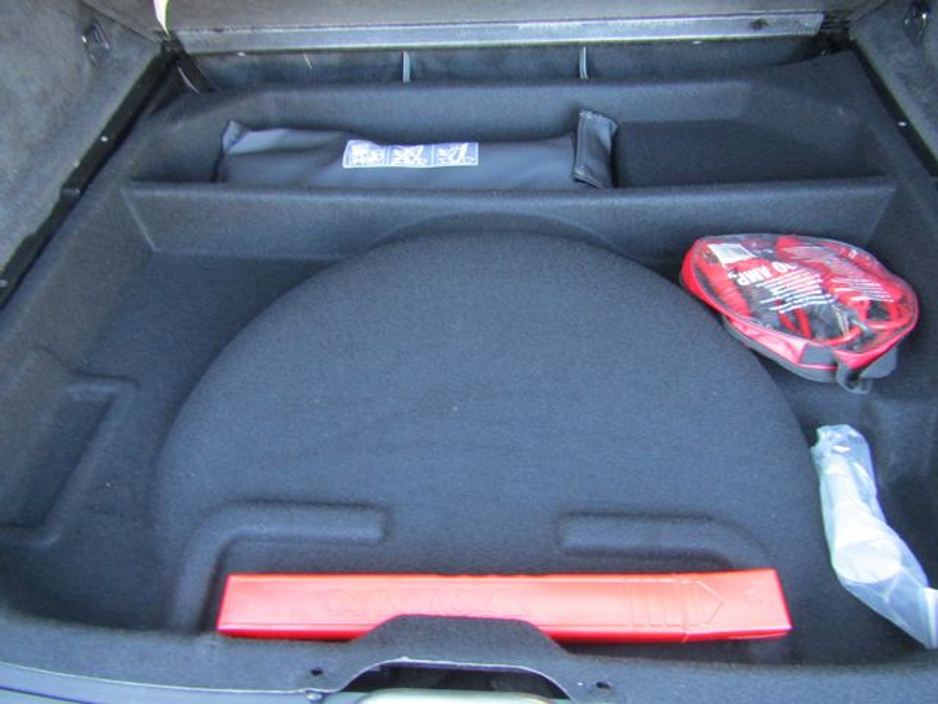 2014 Volvo XC60 - image 29