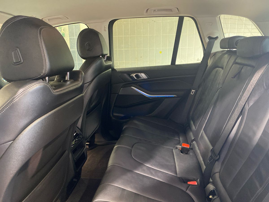 2021 BMW X5 - image 13