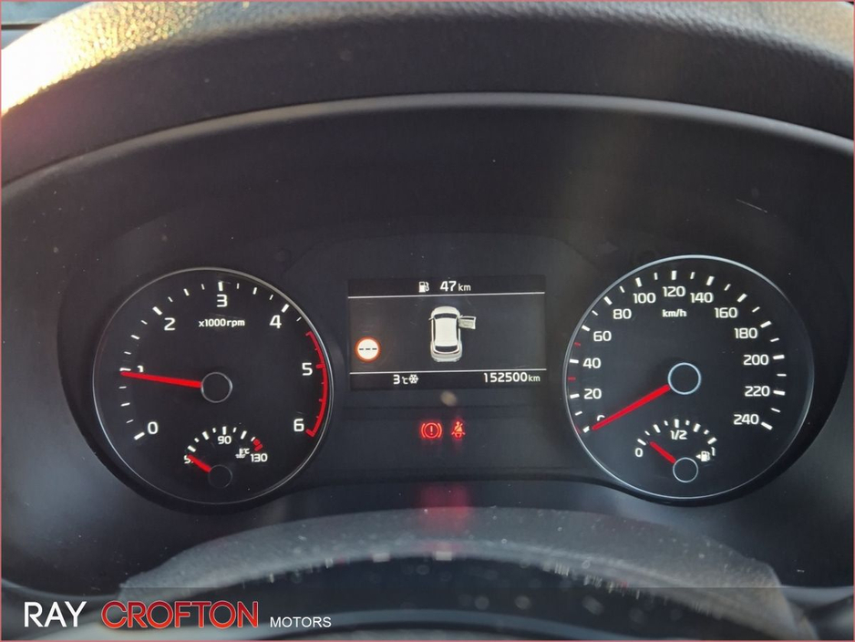 2020 Kia Sportage - image 11