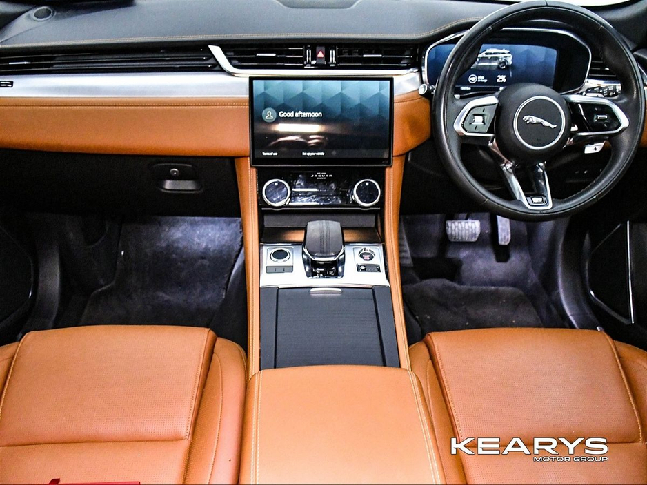 2023 Jaguar F-Pace - image 10