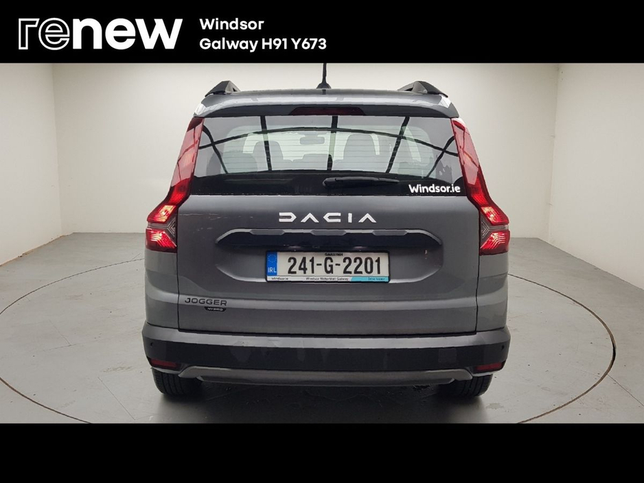 2024 Dacia Jogger HEV 145 Expression Auto €22,495