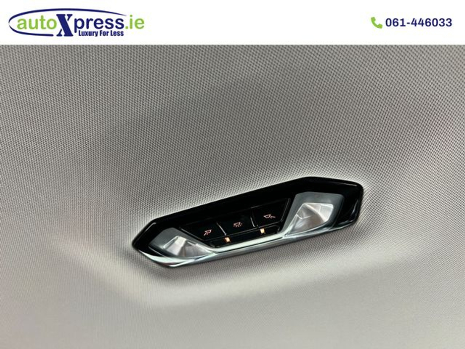 2020 BMW 1 Series - image 14