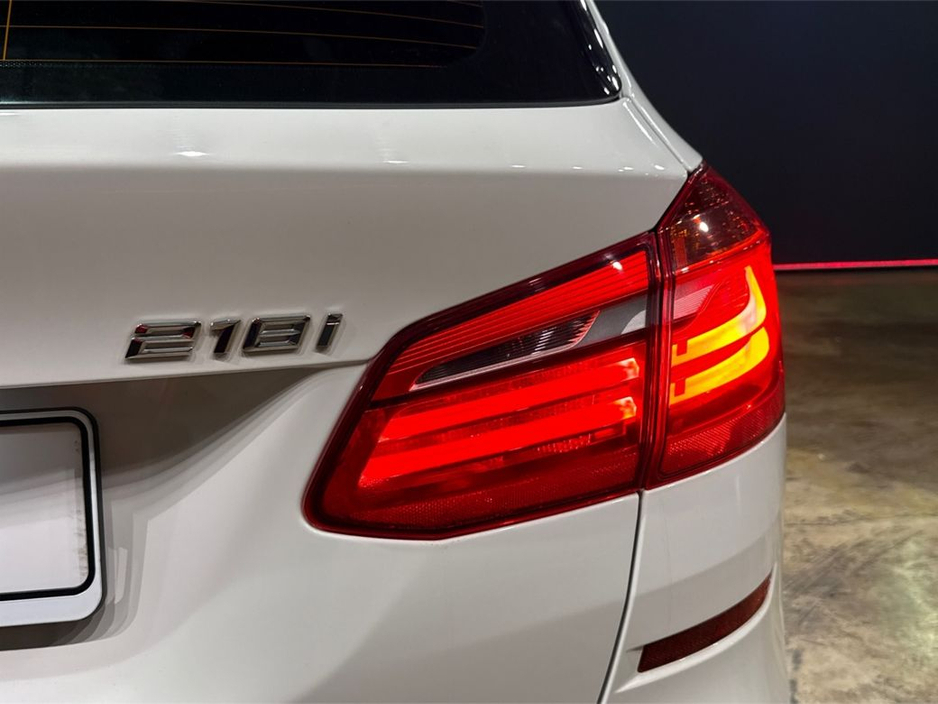 2017 BMW 2 Series - image 12