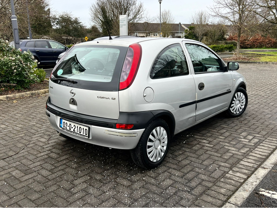 2002 Opel Corsa - image 12
