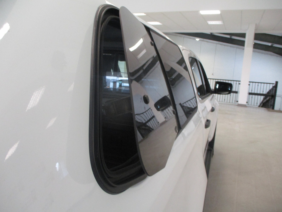 2026 Isuzu D-MAX - image 14