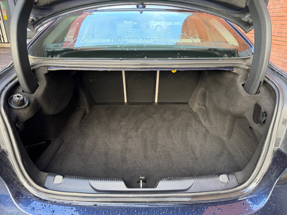 2015 Jaguar XE  €8,950