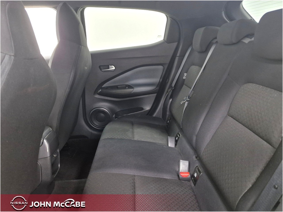 2022 Nissan Juke - image 17