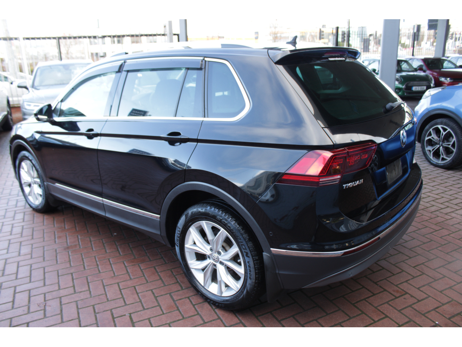 2019 Volkswagen Tiguan 2.0TDI 150BHP R-LINE EDITION 4 MOTION  AUTOMATIC // 1 OWNER CAR WITH ONLY 124,000KMS // BUY WITH CONFODENCE AA AND SIMI APPROVED DEALER 2026 // FINANCE ARRANGED // ALL TRADE INS WELCOME // €25,950