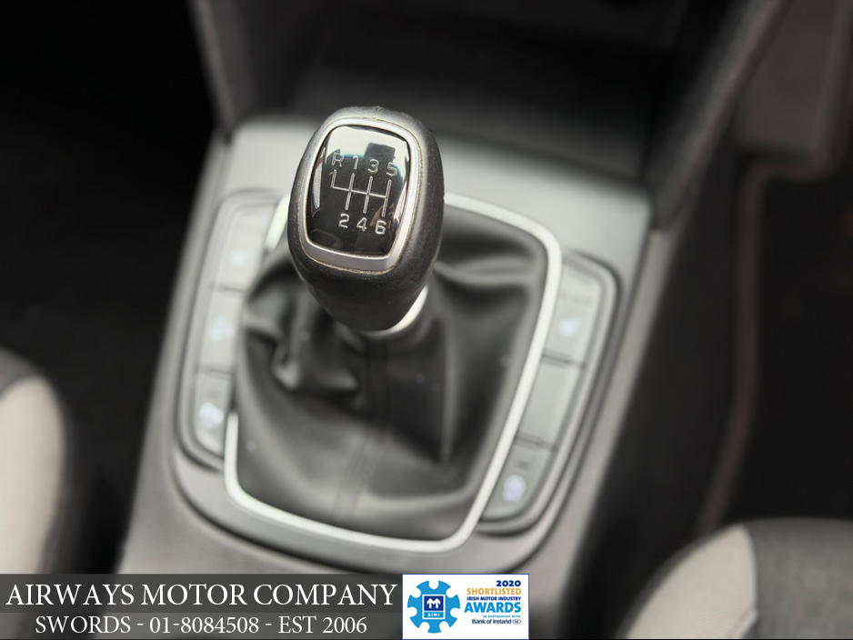 2019 Hyundai Kona - image 13