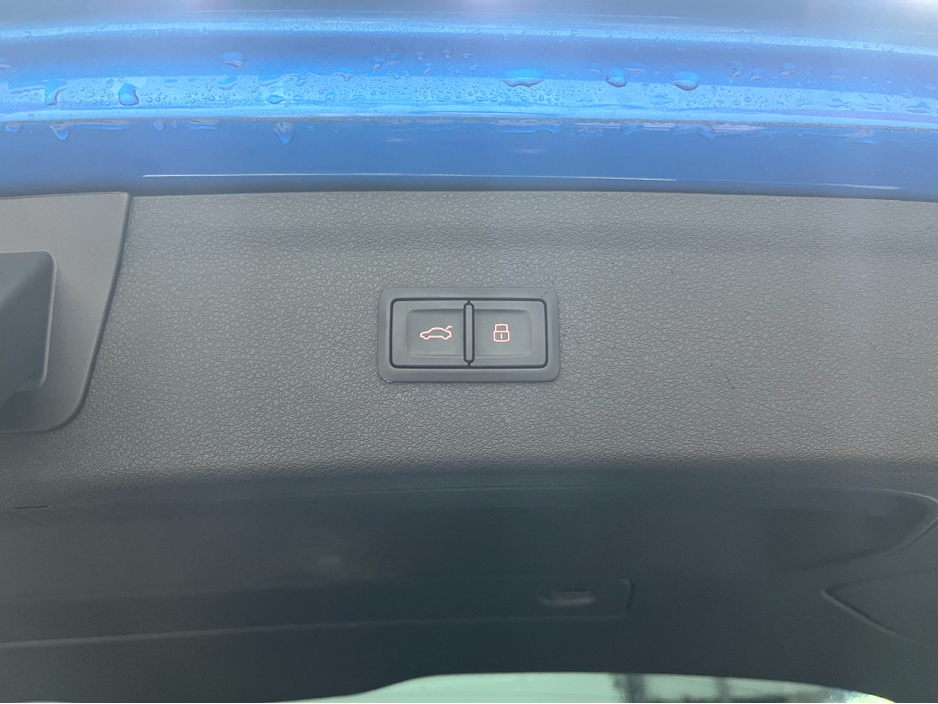 2017 Audi Q3 €20950! 2017 AUDI Q3 TFSI SPORT 1.4 AUTOMATIC / CRUISE CONTROL / REVERSE CAMERA AND MORE €20,950